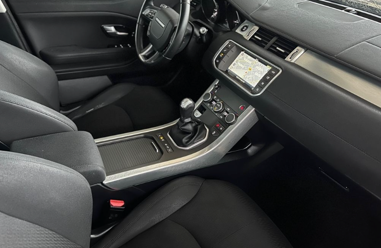 Land Rover Range Rover Evoque 2.0 TD4 150 PURE Mark IV e-Capability – 2017 – Image 4